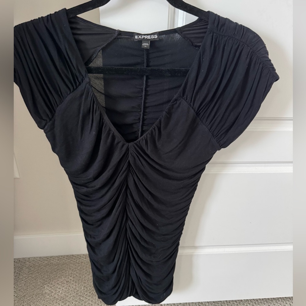 Express rouched vneck top